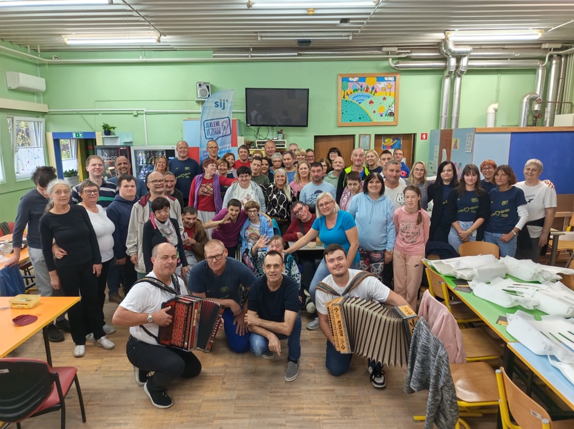 Prostovoljci namenili 178 ur za delo in druženje v skupnosti